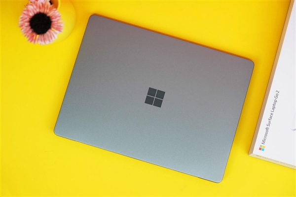 1.13kg轻巧无比!微软Surfae Laptop Go 2开箱图赏