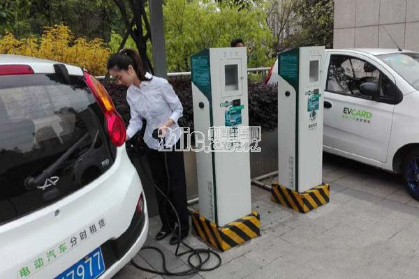新能源汽车市场痛点亟待解决 车企呼吁政策稳定地方开放