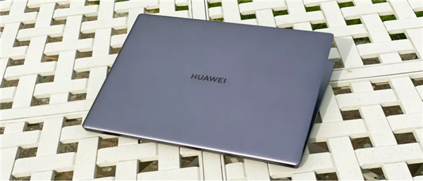 华为MateBook X Pro 2020评测：外形抢眼 性能扛打