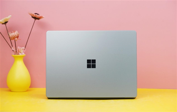 1.13kg轻巧无比!微软Surfae Laptop Go 2开箱图赏