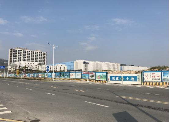 一线｜“临危受命”？士兰微海沧12吋芯片项目试产 已有近300人在岗