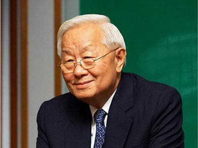 台积电CEO张忠谋调兵遣将：新接班人浮出水面