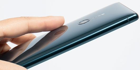 不SONY? U11+? 专访设计师说明为何Xperia XZ2长这样