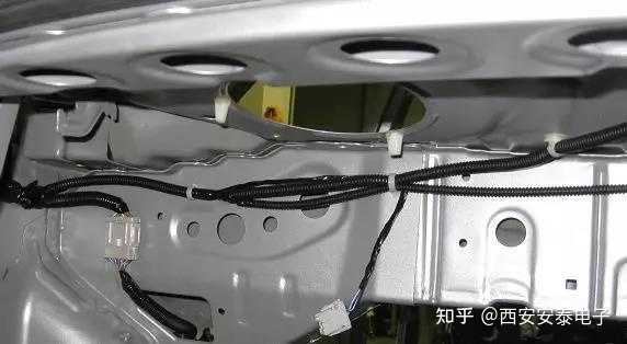 线束线材测试仪在汽车线束测试与布置中的应用