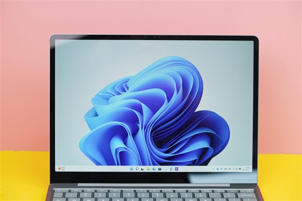 1.13kg轻巧无比!微软Surfae Laptop Go 2开箱图赏
