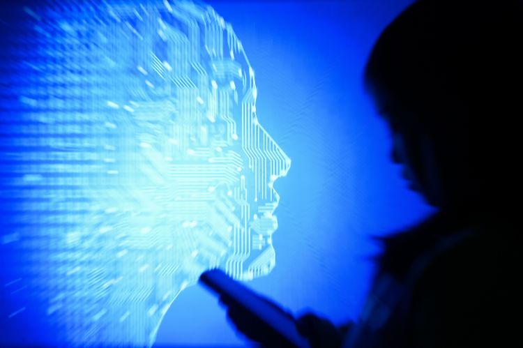 可自动判断材料状态 AI助攻喷墨制程