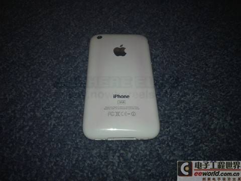 苹果新版iPhone过热烫脸 外壳烧变色