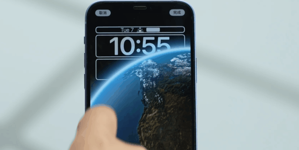 上手苹果iOS 16新系统:不仅在画饼 还致敬了友商