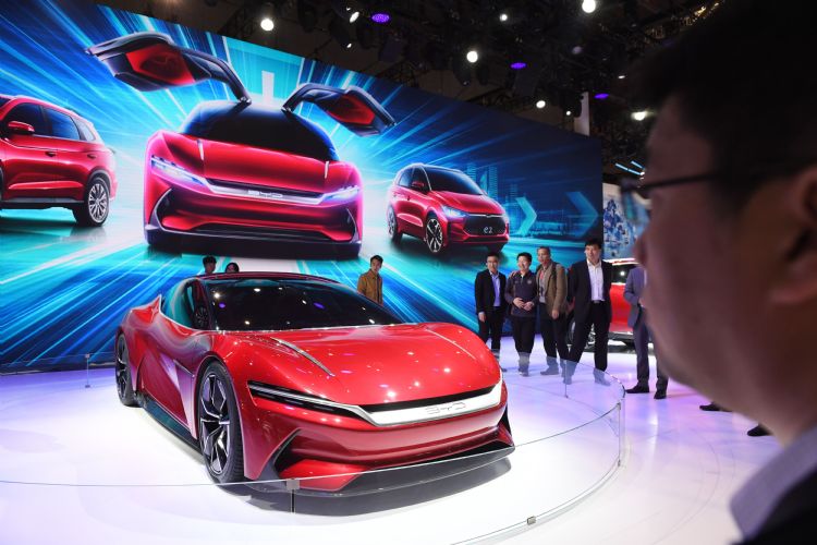 中国电动车2021年销量打破历史纪录