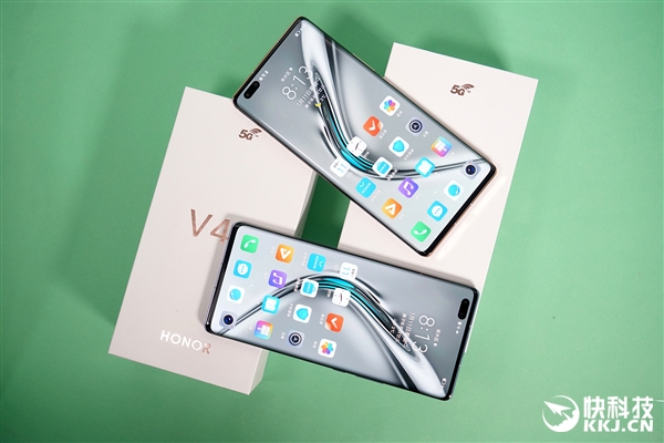 80°超曲飞瀑屏!荣耀V40“金银”双色开箱图赏