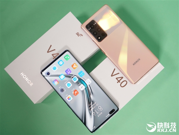 80°超曲飞瀑屏!荣耀V40“金银”双色开箱图赏