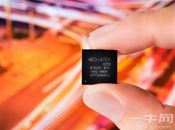 联发科首秀5G多模整合基带芯片Helio M7