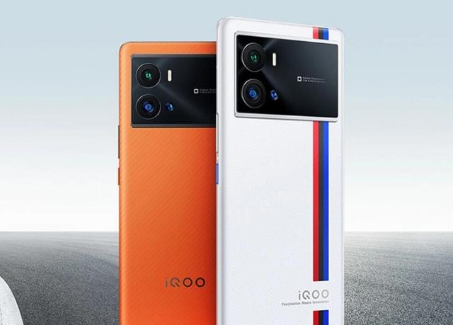 航空旗舰品质，降价300，vivo iQOO 9 Pro再度登上热搜排行榜！