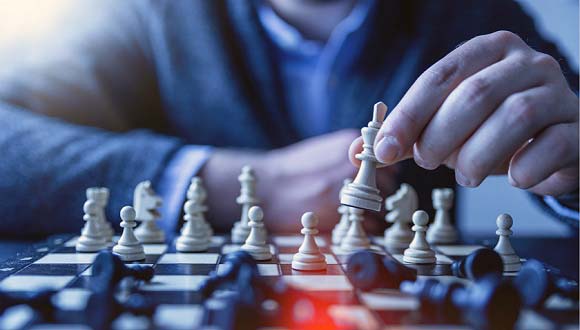 “联想之父”柳传志正式荣退,投资新棋局如何？