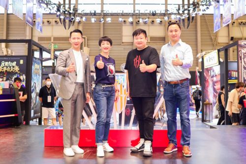 CJ最强人气王！红魔6系列+小黄人联名生态新品带来超能ACG互动大秀