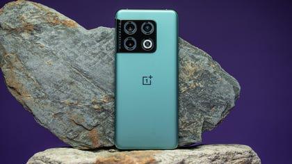OnePlus 10 Pro具有稳固的全方位性能，是一款出色的Android手机