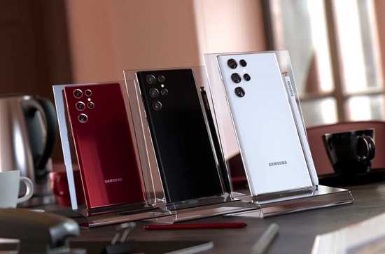 “粉金”Galaxy S22渲染图曝光 有大量信息流出