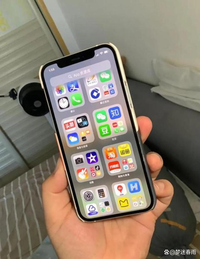 为什么安卓手机用户2年换一次手机，而苹果用户5年换一次手机呢