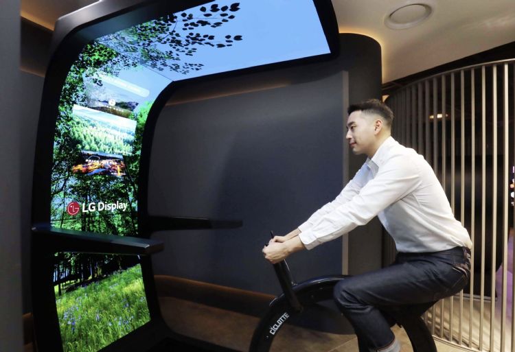 为苹果暖身？LGD传量产惠普折叠NB用OLED