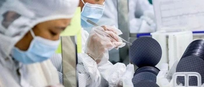印度疫情冲击富士康，当地iPhone产能下降一半！