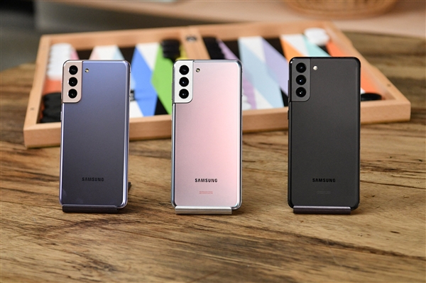 三星Galaxy S22系列相机细节曝光：此次的亮点竟不是超大杯