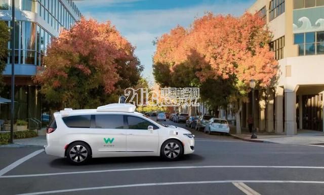 谷歌Waymo联合菲亚特推自动驾驶汽车 明年年初上路测试