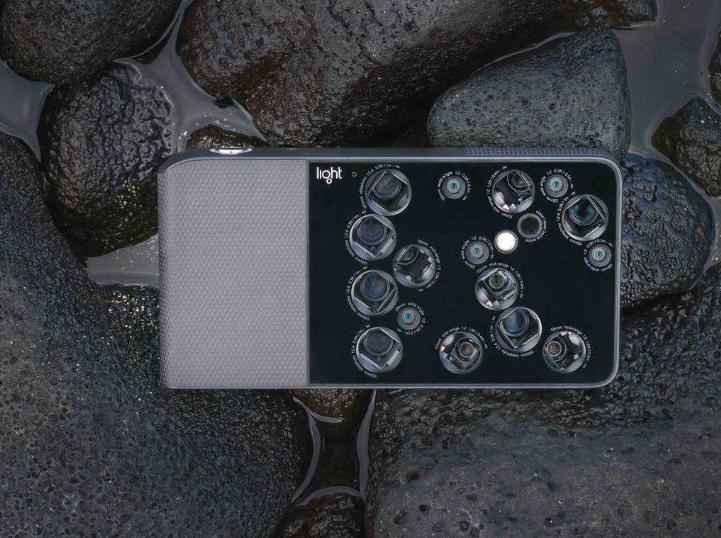 Light打造多摄像头模块 宣称将进军自动驾驶领域