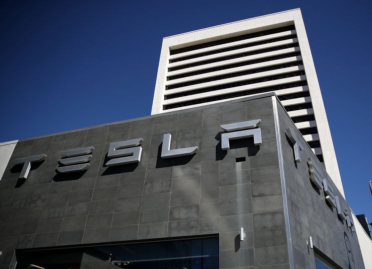 Tesla国内取消3场徵才活动 供应链人才不缺？