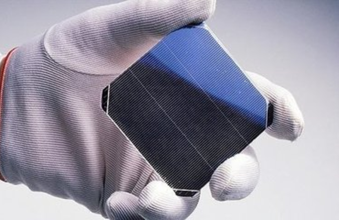 中科院制备出米管传感存储一体化器件