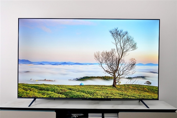带手柄的游戏电视！TCL电光蓝游戏电视V8E Max图赏