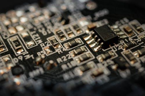南亚科已完成自主研发 10 纳米级 DRAM 技术