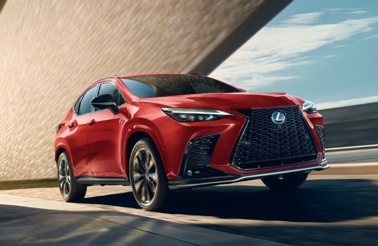 新车开发采在线模式 Lexus NX的经验教训