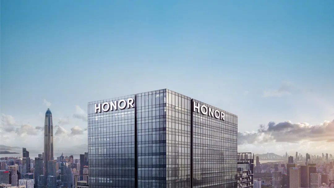 美国五大科技股市值一夜蒸发5千亿美元；赵明称荣耀未来五年将不存在瓶颈期；OPPO招聘超2千技术研发岗|日报