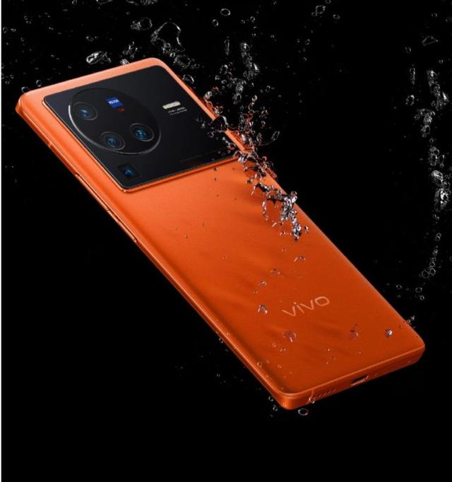 同为天玑9000，vivo X80比红米K50 Pro高700元，高在哪里？