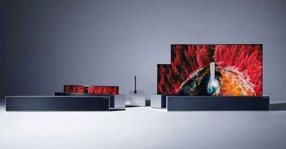 LG电子发布卷轴电视机:今年新品售价比去年下调30%