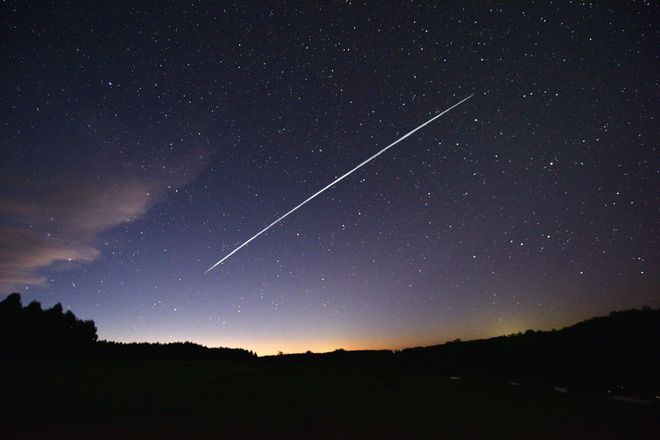 SpaceX刚刚发射49颗星链卫星 一场意外毁掉40颗？