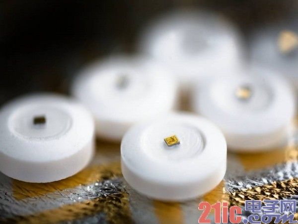 Proteus研发可发送无线信号的智能药片