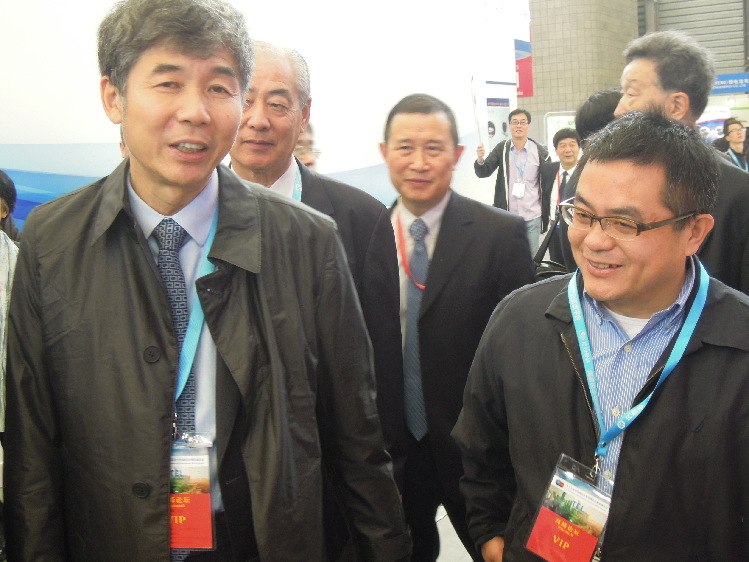 华虹宏力闪耀亮相IC China 2017