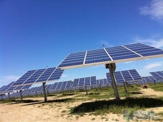 新型钙钛矿太阳能电池：转换率18.1%