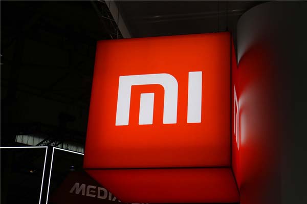 官方首曝Redmi K30 Pro：ID设计绝对闪耀 让人眼前一亮