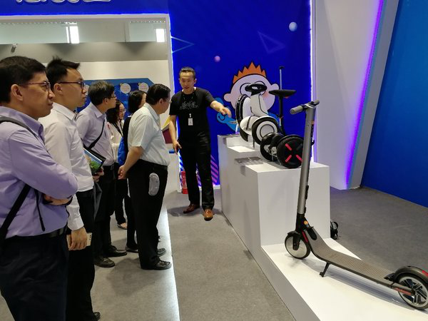 Segway－Ninebot参加2018科技周活动 以科技创新引领未来出行