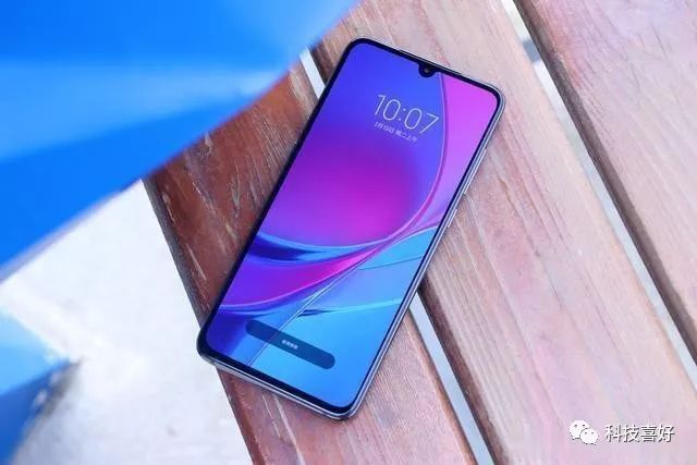 论颜值魅族16s险胜！售价3300元起！4月能成功狙击小米9吗？