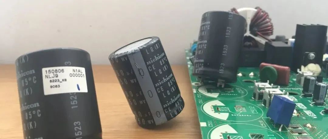 不吐不快，前任一个量产产品的代码，只有一个5000多行的C文件......瞬间泪崩！！！