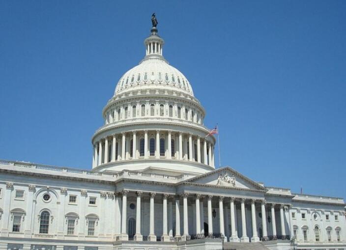 消息称美国会参议院拟拨款300亿美元支持芯片制造业