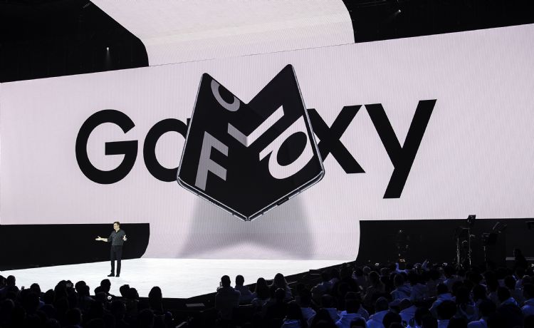 三星传决定仿效苹果，2025年推出搭载专用处理器的Galaxy装置。法新社