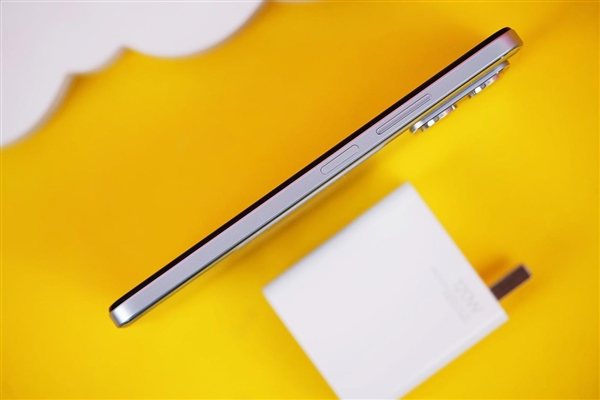 限量10000台!Redmi Note 11T潮流限定版开箱图赏