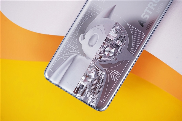 限量10000台!Redmi Note 11T潮流限定版开箱图赏