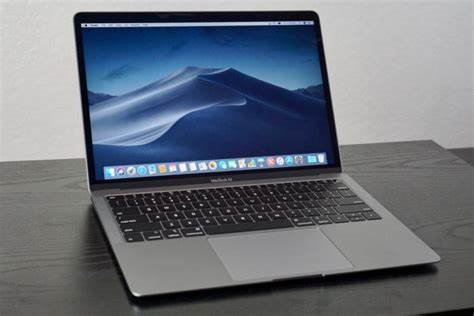 iPhone12并非压轴大戏，苹果自研芯片Macbook有望下月问市