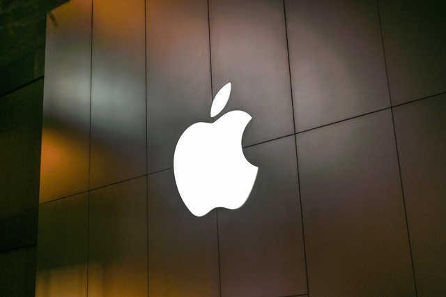 初代iPhone原型机曝光：是一块电脑主板，还能点亮