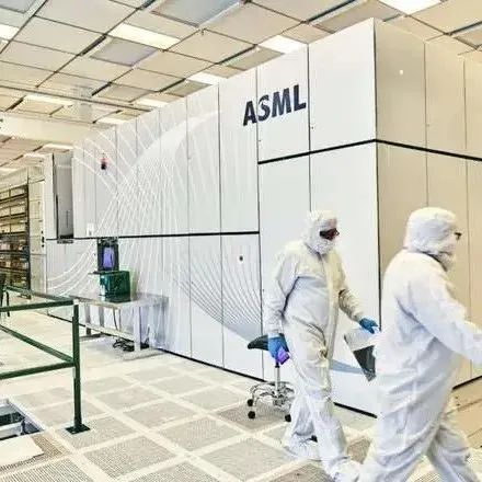 ASML控诉侵权！